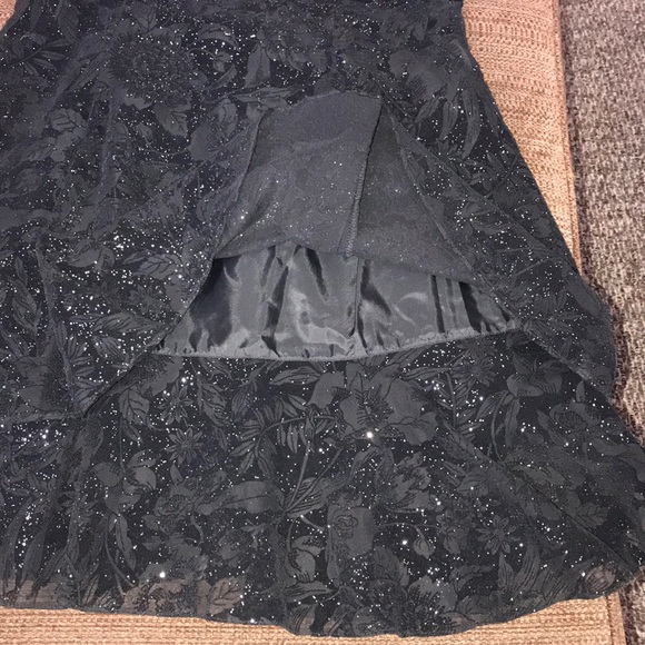 🐥Nite Kraze cocktail dress. Sparkly - Picture 4 of 7